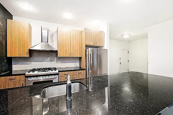 Rented by R New York | media 1