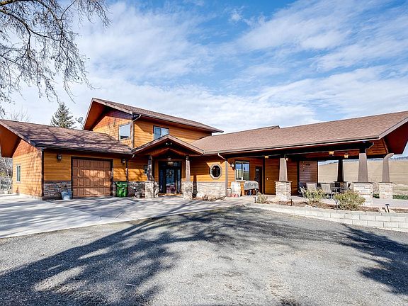 3rd image of 3802 Palouse Albion Rd