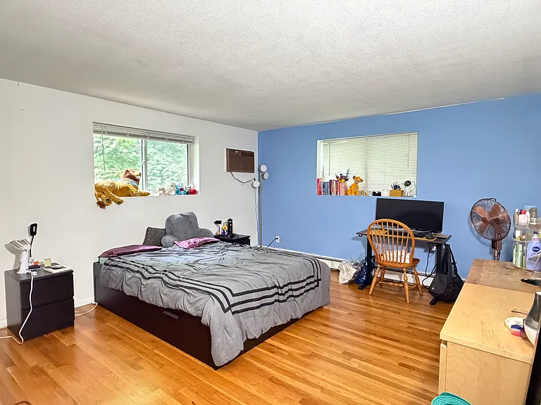 73 Charlesbank Rd #202 — Photo 8
