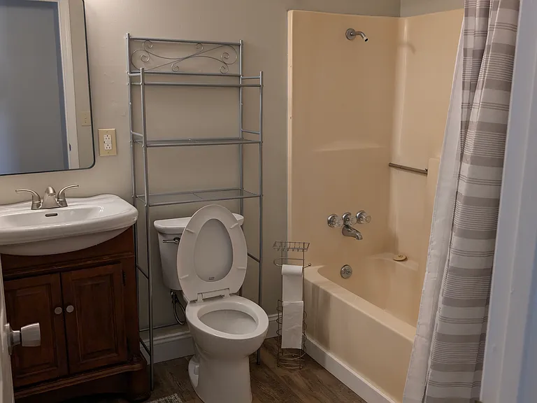 212 Broad St #5 — Photo 13