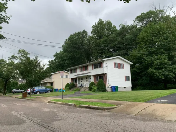 61 Thurston Rd, Newton Upper Falls, MA 02464