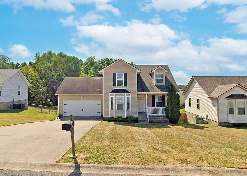 733 Shetland Dr
