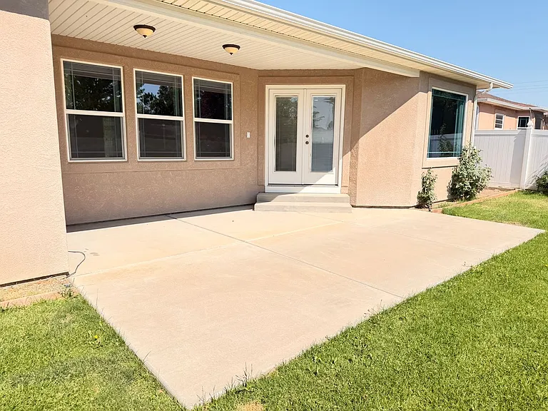 646 Cortney Way — Photo 26