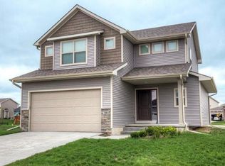 1985 Brodie St, Waukee, IA 50263