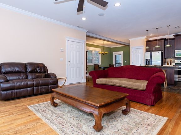 3rd image of 2643 W Logan Blvd APT 1