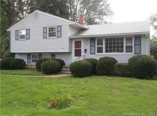 40 Pratt Rd, Clinton, CT 06413