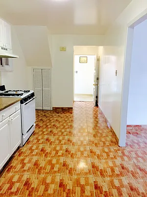 Rented by Bell Realty | media 3