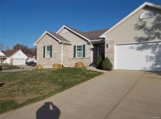 1921 Belmont Dr, Festus, MO 63028