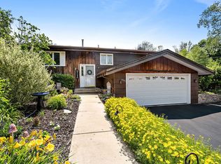 5341 Meadow Ln, Lisle, IL 60532