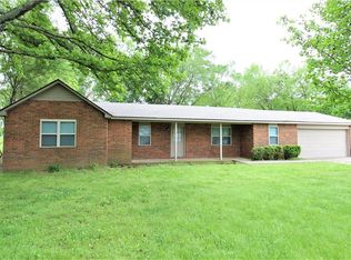 401 Meadors Pl, Alma, AR 72921