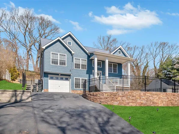 331 Locust Drive, Rocky Point, NY 11778