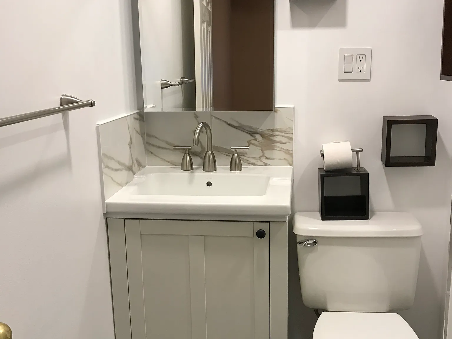 2 bed, 907 sqft, $2,500 — Photo 3