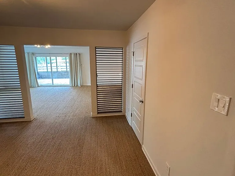 442 E Huisache Ave #A — Photo 11