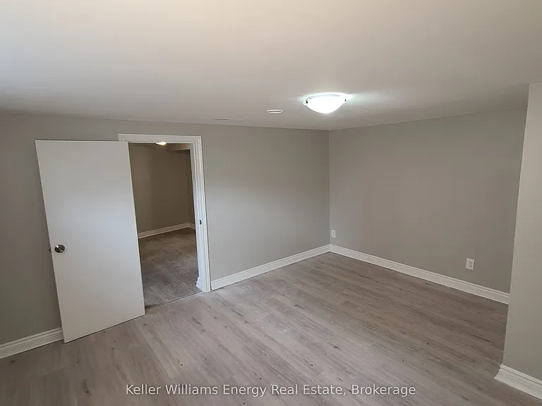 201 Celina St #BASEMENT — Photo 10