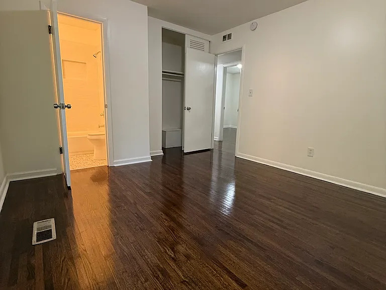 313 13th Ter NW — Photo 14