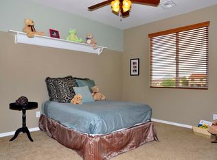 5548 W Molly Ln, Phoenix, AZ 85083