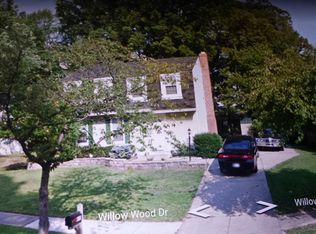 8408 Willow Wood Dr, Fort Washington, MD 20744