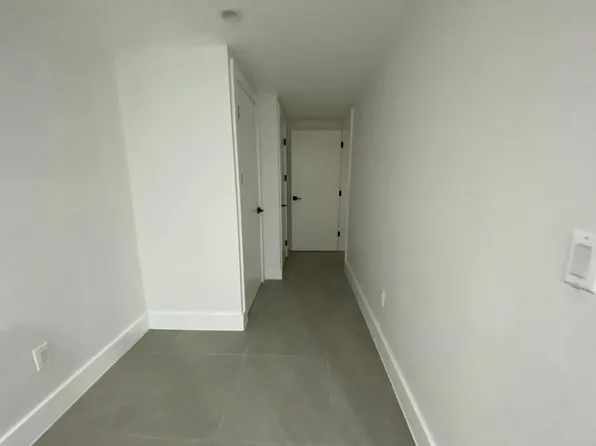 6 Saint Nichlas Avenue image 5 of 21