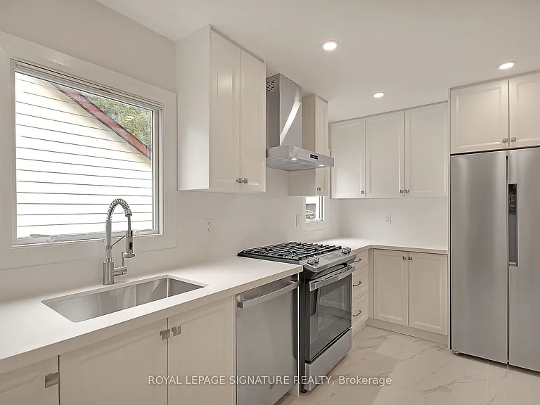 17 Uno Dr — Photo 3