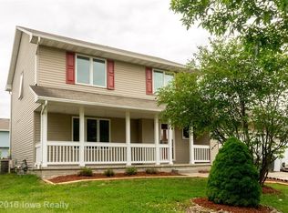 2918 Deerpath Ct, Des Moines, IA 50320