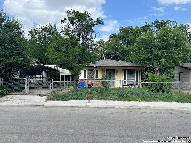 1st image of 546 Park Meadow