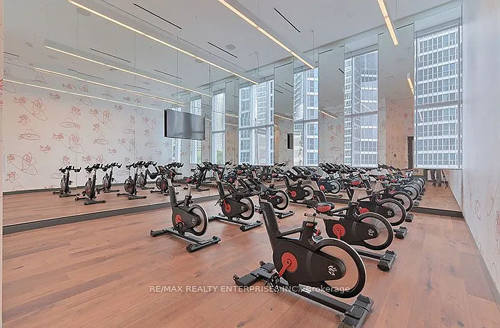 10 York St #1405 — Photo 20