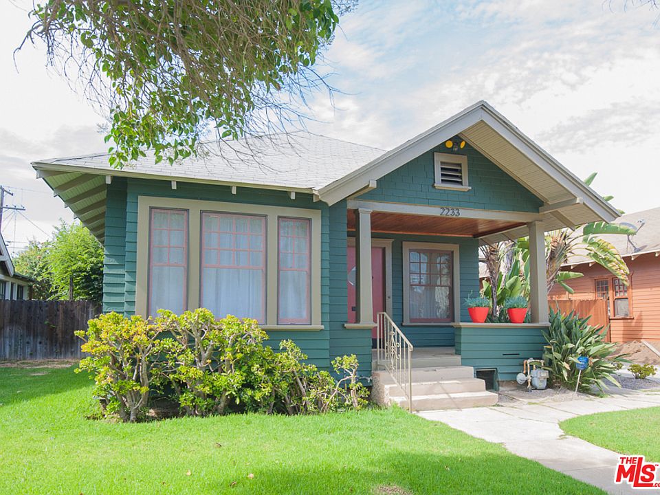 1st image of 2233 W 29th Pl