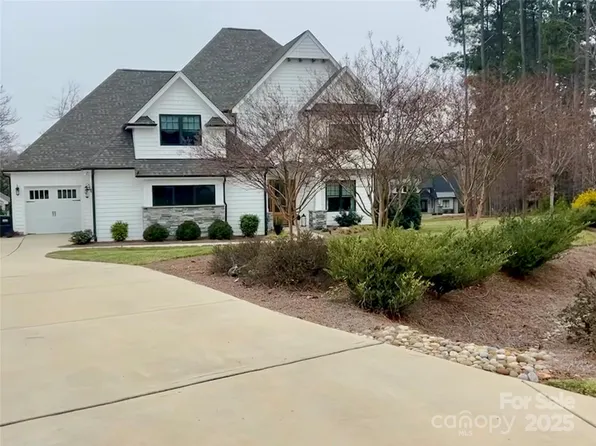 115 Torrington Ct, Mooresville, NC 28117