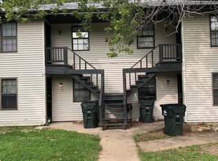 2709 NW 6th St #C, Blue Springs, MO 64014