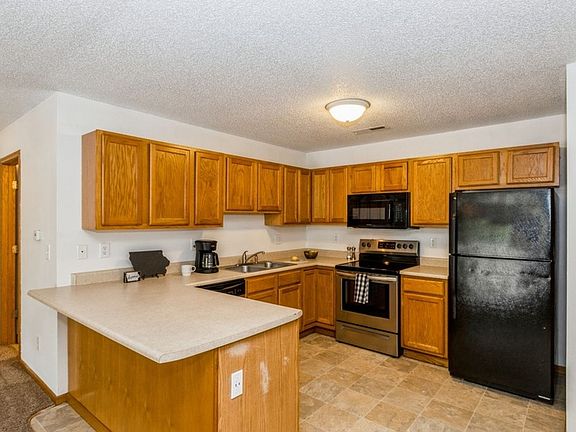 5th image of 531-627 Potter St #5