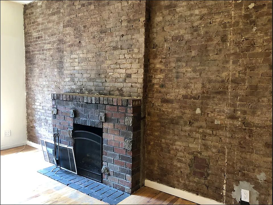 1st image of 131 W 81st St APT 9