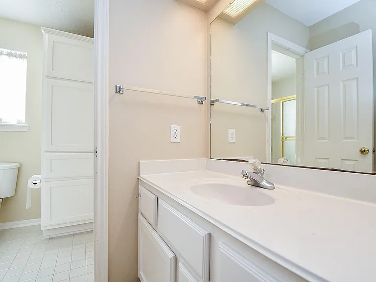 1502 Emerald Springs Ct — Photo 38