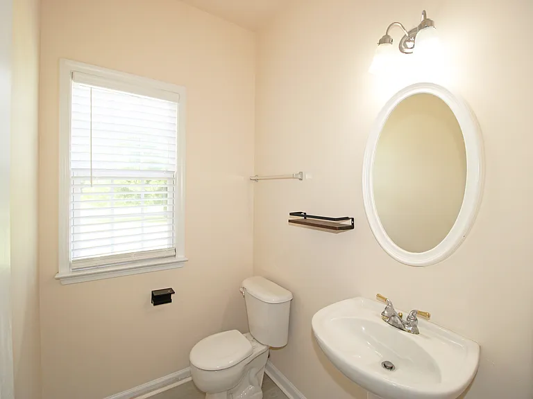 8155 Cavendish Pl — Photo 16