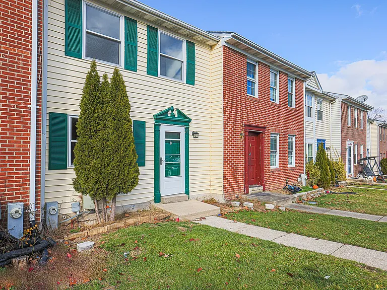 14 Luffing Ct — Photo 6