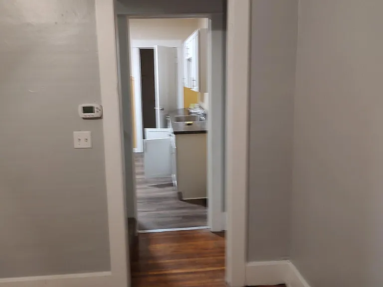 1073 Dewey Ave — Photo 5