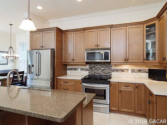 4th image of 9255 SW 29th Ave