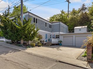 2725 56th Ave SW, Seattle, WA 98116