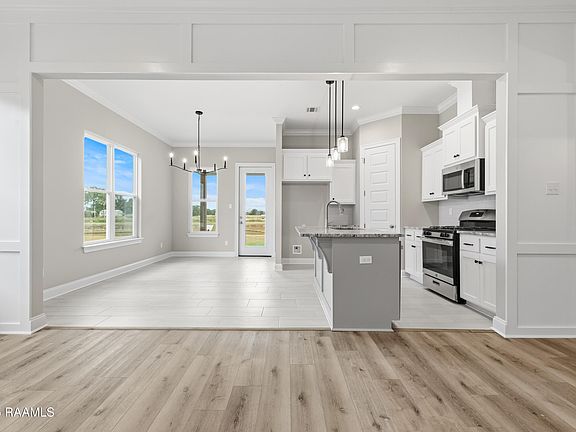 5th image of 106 Carreras Ln