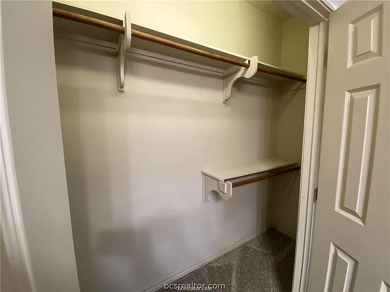 212 Forest Dr — Photo 11