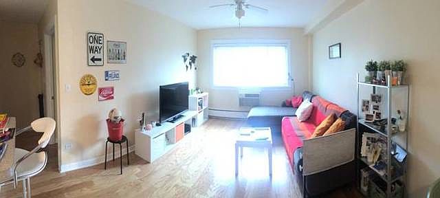 1st image of 900 W Fullerton Ave APT 3C