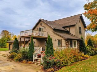 10318 E Bennington Rd, Durand, MI 48429