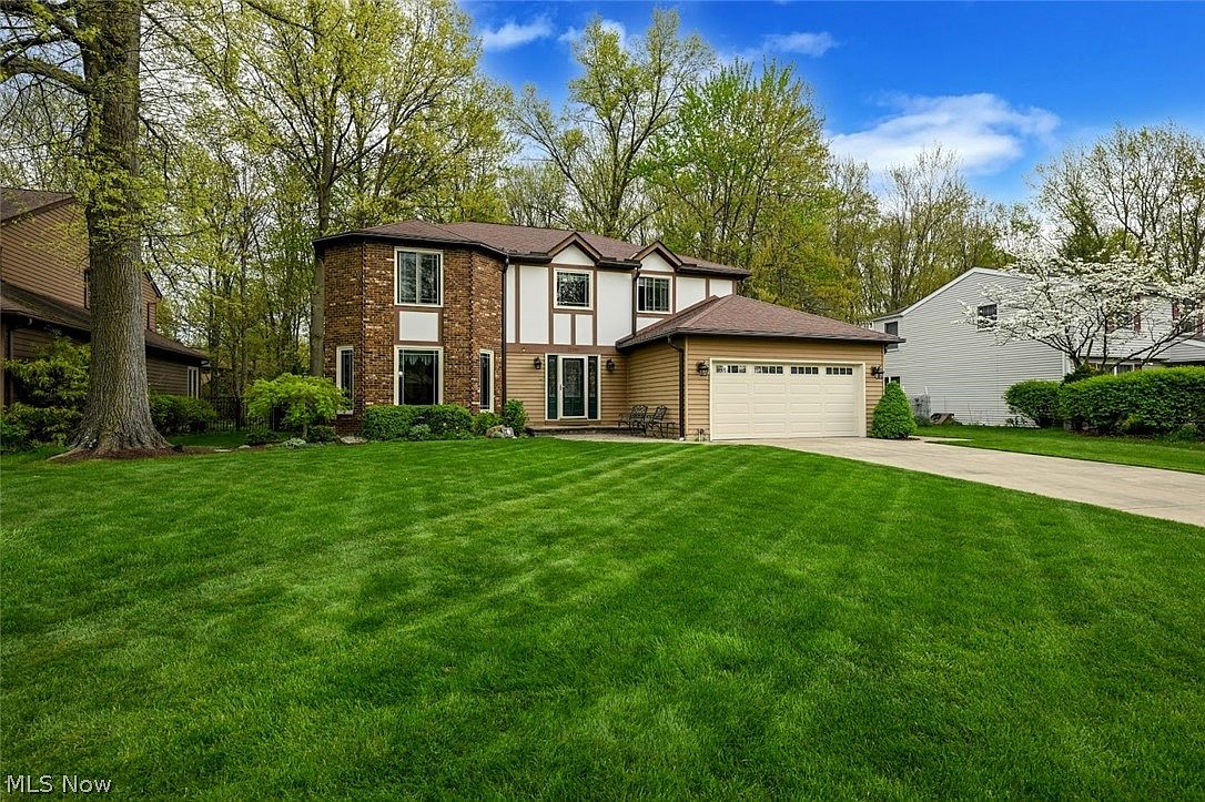 21190 Jonathan Dr, Strongsville, OH 44136 | Zillow