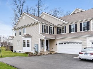 212 Sterling Dr UNIT 212, Newington, CT 06111