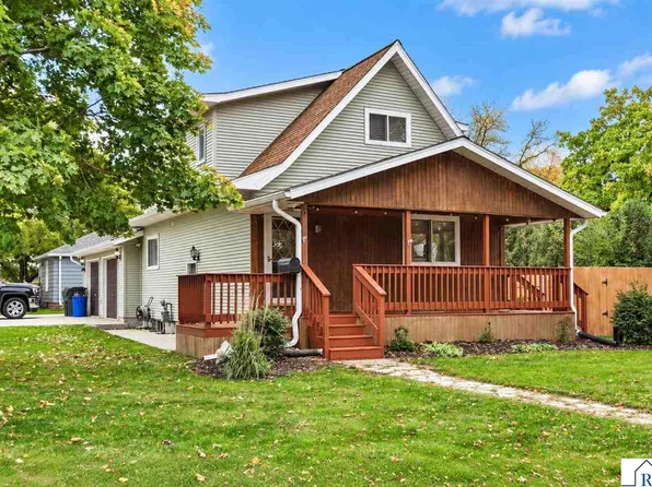 272 Elm St, Tracy, MN 56175