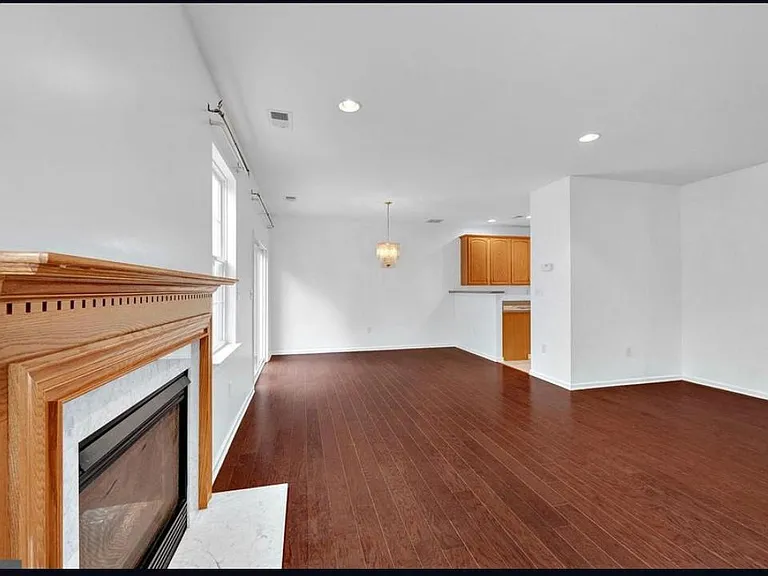 21 Blake Dr — Photo 6