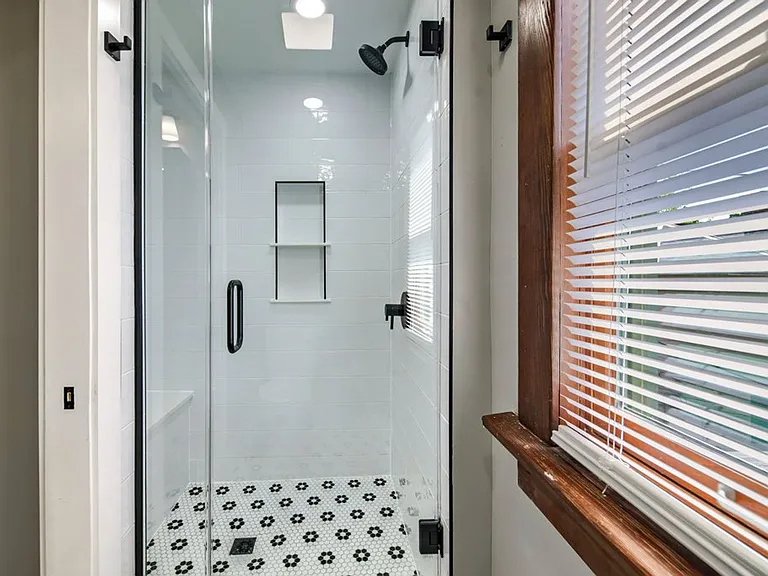 1023 Neil Ave — Photo 30
