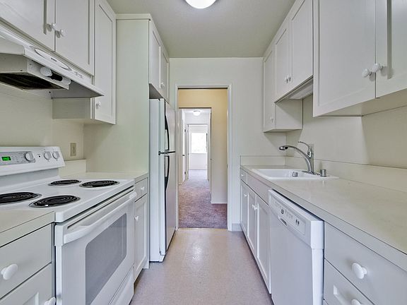 3rd image of 765 San Antonio Rd APT 6