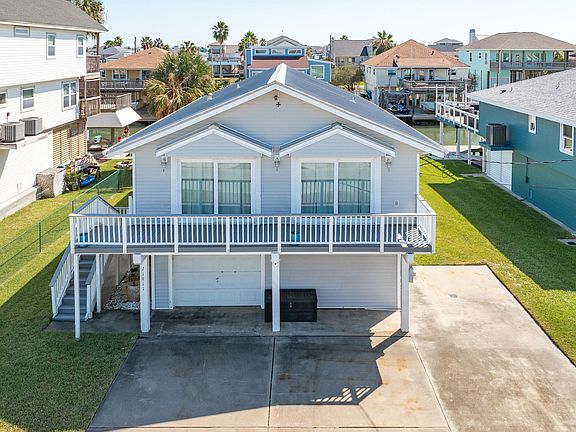 5th image of 21911 Guadalupe Dr