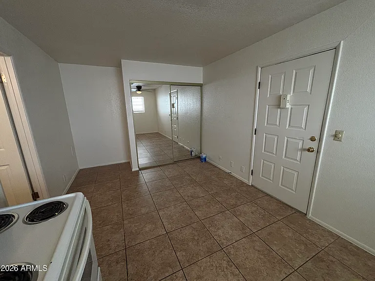 840 S Main St #16 — Photo 3
