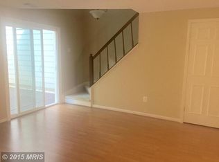 2052 Whisperwood Glen Ln, Reston, VA 20191